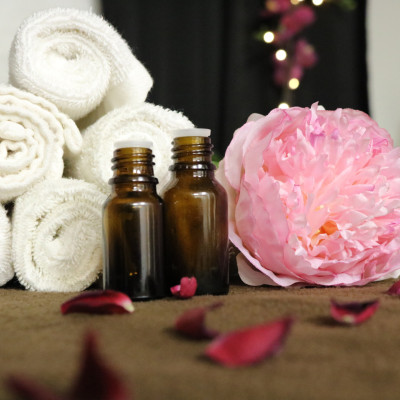 Ätherische Öle und Aromapflege Ätherische Öle und Aromapflege