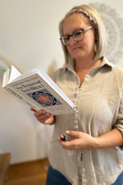 Neue Therapien mit Bach-Blüten 1 | Cornelia Kraft Neue Therapien mit Bach-Blüten 1 | Cornelia Kraft