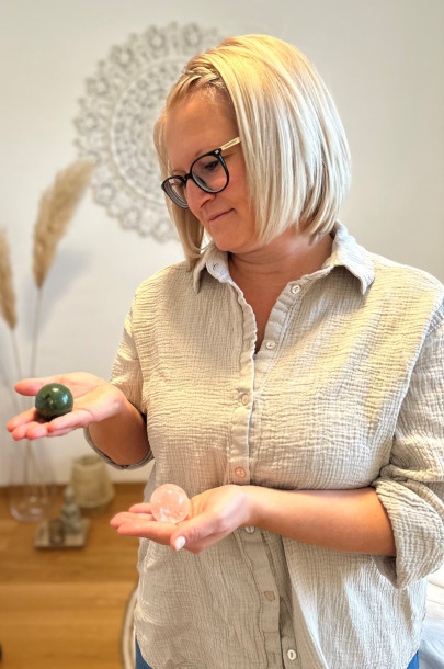 Neue Therapien mit Bach-Blüten und Edelsteinen | Cornelia Kraft Neue Therapien mit Bach-Blüten und Edelsteinen | Cornelia Kraft