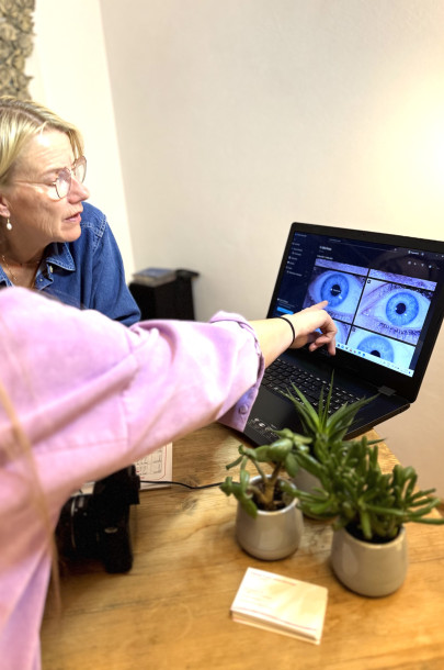 Irisdiagnostik Besprechung | Carina Hartweger Irisdiagnostik Besprechung | Carina Hartweger