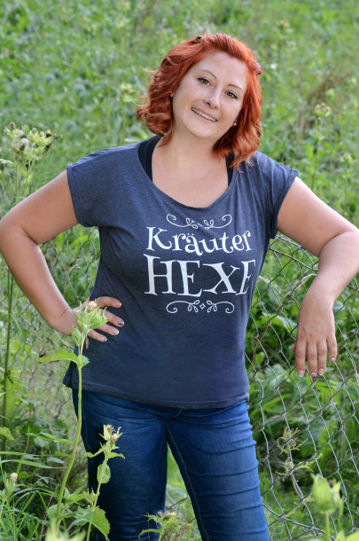 Kräuterwerkstatt - Tina Poller Portrait 1 Kräuterwerkstatt - Tina Poller Portrait 1