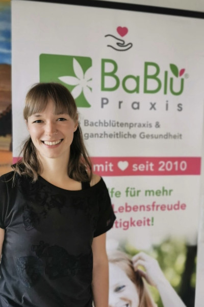 Stefanie Schaffler - begeisterte Absolventin der Bachblütenakademie