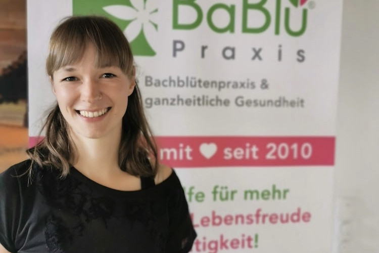 Stefanie Schaffler - begeisterte Absolventin der Bachblütenakademie
