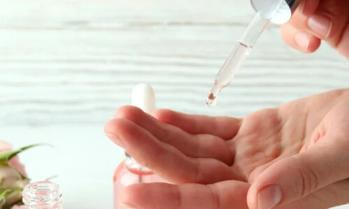 Die 9 Must-Have Hydrolate (Pflanzenwässer) für Gesundheit, Schönheit & Wohlbefinden