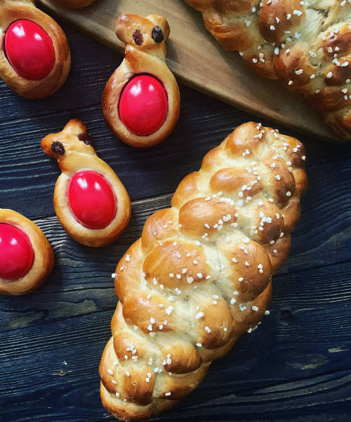 Osterstriezel, Brot, Gebäck