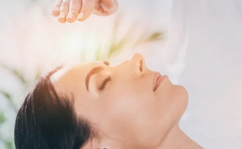 Therapeutic Touch – Energiearbeit