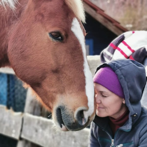 Sonja-Weichinger_Tierisch-gut-begleitet Tierisch gut begleitet – einfache Aromatipps für Pferd, Hund & Katze | BaBlü Webinar