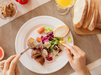 Detox-Kuren: Welche deinem Stoffwechsel schaden & wie du ihn mit TCM-Ernährung & Kräuter nachhaltig unterstützt!