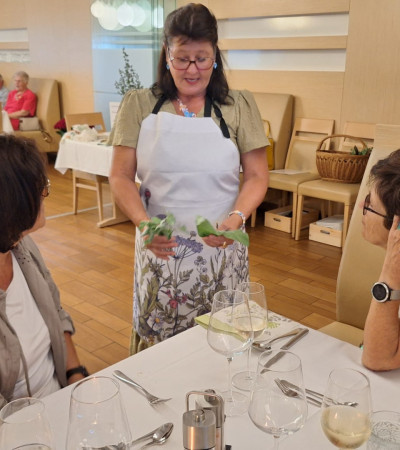 Waltraud Schwindsackl - Erfolgsstory mit Kräuterwissen