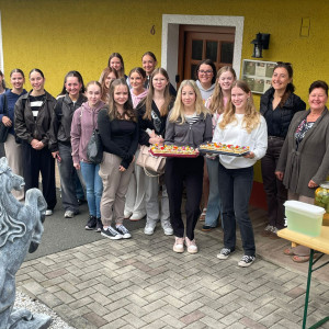 Waltraud Schwindsackl - Erfolgsstory mit Kräuterwissen Waltraud Schwindsackl - Erfolgsstory mit Kräuterwissen