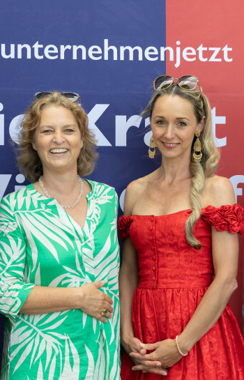 Sandra und Magda @  Wirtschaftsbund Sommerfest 2026 | Bildrechte: Klaus Morgenstern & Monika Winter