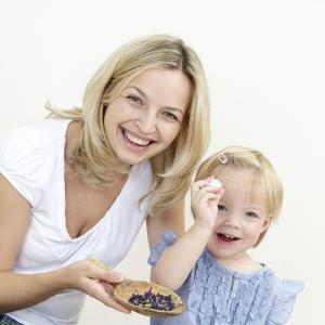 Bachblüten sind für Kinder - Fotolia