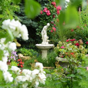 Feng Shui Garten - AdobeStock K.-U. Häßler Feng Shui Garten - AdobeStock K.-U. Häßler