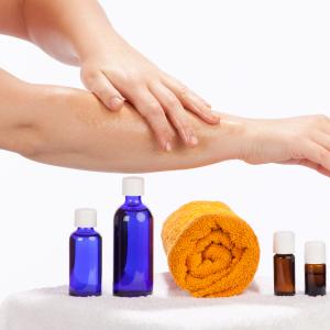 Aroma Körperarbeit - AdobeStock steinerpicture Aroma Körperarbeit - AdobeStock steinerpicture