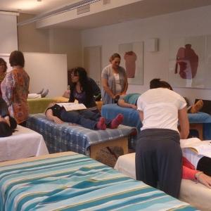 Dipl. Kinesiologin - Touch for Health Kurs Dipl. Kinesiologin - Touch for Health Kurs
