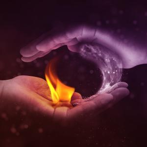 Energetische Aromatherapie - Chakrenarbeit - Pixabay Energetische Aromatherapie - Chakrenarbeit - Pixabay