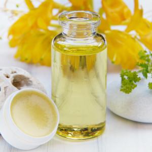 Aromapflege & die Kraft der Düfte in der Palliativ- und Hospizpflege Aromapflege & die Kraft der Düfte in der Palliativ- und Hospizpflege