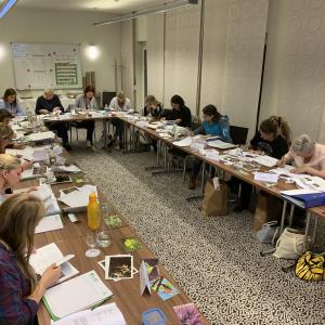 Aromatherapie - Aromapflege - Grundausbildung Kurs Aromatherapie - Aromapflege - Grundausbildung Kurs