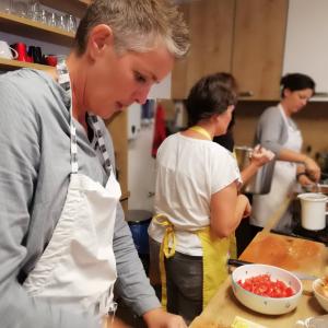 TCM Diätetik Kochpraxis - Frühstück & Kraftsuppen TCM Diätetik Kochpraxis - Frühstück & Kraftsuppen