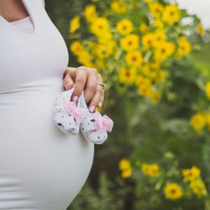 TCM Ernährung - Kinderwunsch, Schwangerschaft, Babys, Kinder - Unsplash Christin Noelle