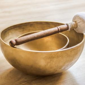 Klangschalen - Klangmassage Grundausbildung Klangschalen - Klangmassage Grundausbildung