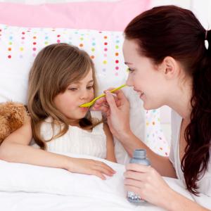 AdobeStock_WavebreakMediaMicro_Erkältung Kinder mit Kräutern, Heilpflanzen, Hausmitteln lindern - Tipps und Onlinekurs AdobeStock_WavebreakMediaMicro_Erkältung Kinder mit Kräutern, Heilpflanzen, Hausmitteln lindern - Tipps und Onlinekurs