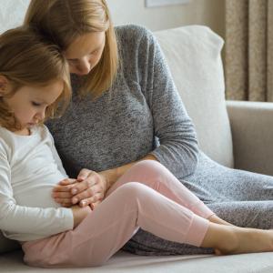 AdobeStock_Tanya Rozhnovskaya - natürliche Heilmittel, Kräuter und Hausmittel für Kinder aus der TEM - Online Ausbildung