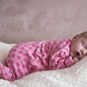 Natürliche Babypflege, Hautpflege und Windelpflege für Babys lernen Natürliche Babypflege, Hautpflege und Windelpflege für Babys lernen