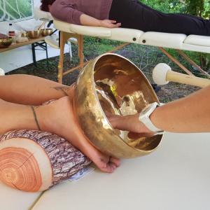 Praxisübungen Dipl. Klangmassage START Oktober 2023 Praxisübungen Dipl. Klangmassage START Oktober 2023