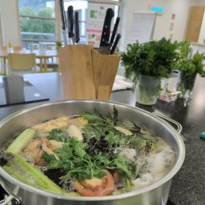 Einblicke vom Seminar "TCM Diätetik Kochpraxis - 5 Elemente & vegane Küche" am 12.09.25 Einblicke vom Seminar "TCM Diätetik Kochpraxis - 5 Elemente & vegane Küche" am 12.09.25