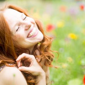 BaBlü® Jahresbegleitung: Erfolg mit Herz, Fotocredit: Pixapay, Mädchen, Wiese BaBlü® Jahresbegleitung: Erfolg mit Herz, Fotocredit: Pixapay, Mädchen, Wiese